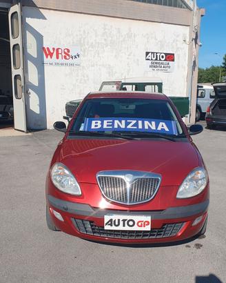 Lancia Ypsilon 1.2 benzina Neopatentati 2005