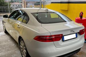JAGUAR XE 2.0 180 cv PRESTIGE - MOTORE ROTTO