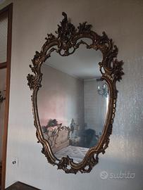 Specchio antico con cornice legno dorata