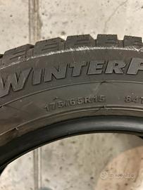 Pneumatici invernali 175/65 R15