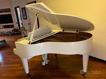 Pianoforte a mezza coda FEURICH - laccato bianco