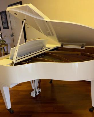 Pianoforte a mezza coda FEURICH - laccato bianco
