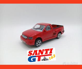 Pick-up Ford SVT F150
Bburago 1:43