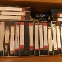 30  VIDEOCASSETTE VHS  IN  VARI FORMATI