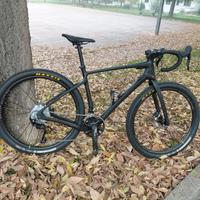 Bicicletta Gravel 