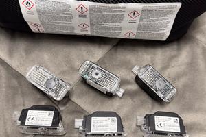 1 set (2 porte) luci led originali Audi