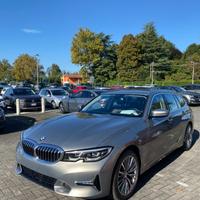 BMW 320 d xDrive Touring Luxury