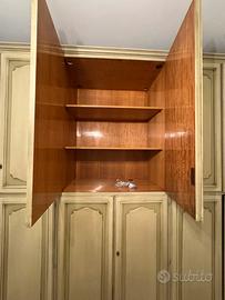 Armadio 6 ante legno massello noce colore chiaro