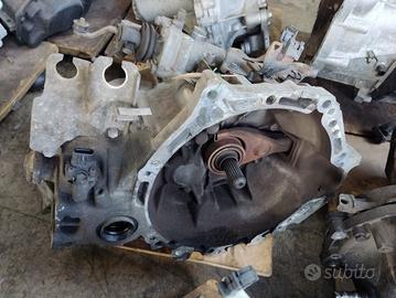 Cambio TOYOTA YARIS VERSO 1364cc diesel del 2002