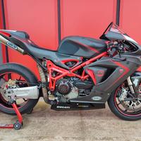 Moto da pista Ducati