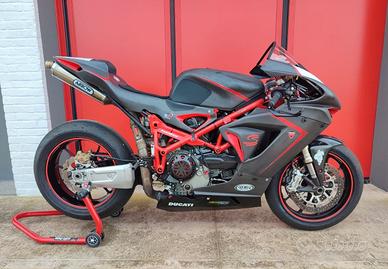 Moto da pista Ducati