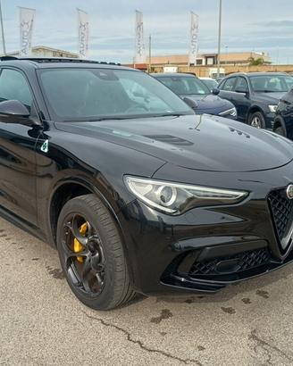 Alfa Romeo Stelvio 2.9 Bi-Turbo V6 510 CV AT8 Q4 Q