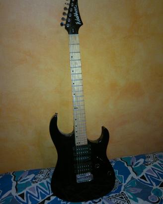 chitarra elettrica e amplificatore