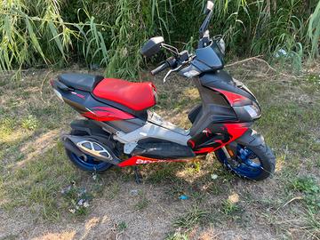 Aprilia sr factory per ricambi