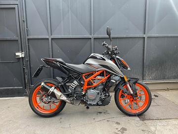 Ktm duke 390