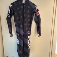 TUTA SCI GARA 8 ANNI