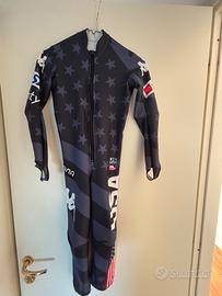 TUTA SCI GARA 8 ANNI