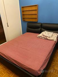 Letto matrimoniale nero moderno