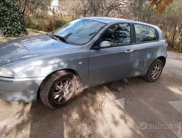 Alfa Romeo 147