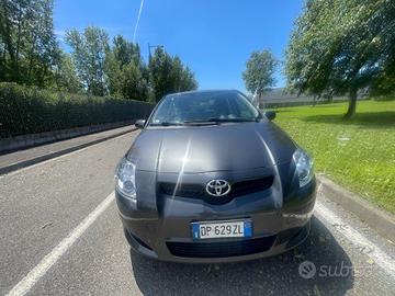 Toyota Auris 2.0 D-4D 5 porte Sol
