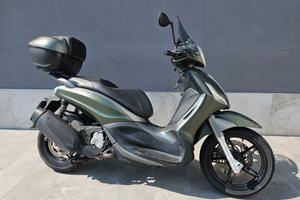 Piaggio Beverly 350