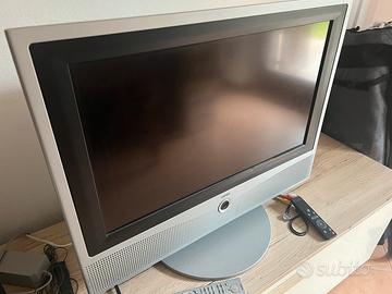 Tv loewe 32” dolby surround