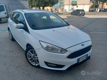 FORD FOCUS 1.5 DCI AUTOMATICA 