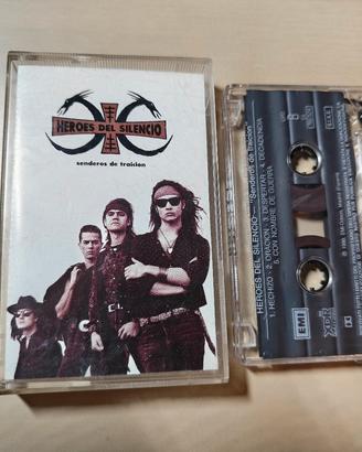 Heroes del silencio -Senderos de traición cassetta