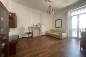 5 LOCALI A TRANI