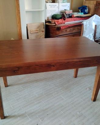 tavolo in rovere massello e 4 sedie
