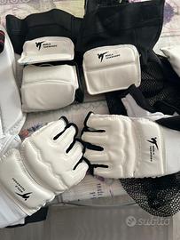 Protezioni taekwondo