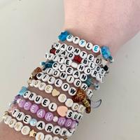 Friendship bracelets Taylor Swift