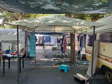 Gazebo da giardino in ferro.