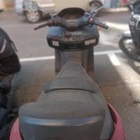 Suzuki Burgman 400 - 2006