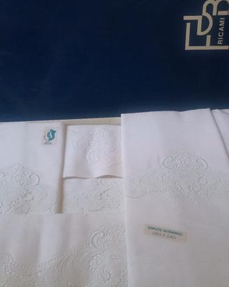 lenzuola ricamate nuovi 
