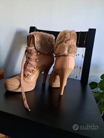 stivaletto Guess con pelliccia numero 37