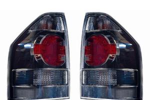 FANALERIA MITSUBISHI PAJERO ’07