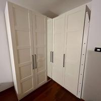 Armadio IKEA PAX angolare con specchio – completo