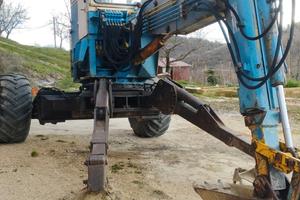 Escavatore ragno Menzi Muck