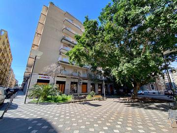 Appartamento di 180 m² con più di 5 locali a Catan