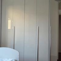 Armadio 5 ante, lucido