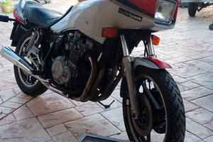 Yamaha XJ 750 - 1984
