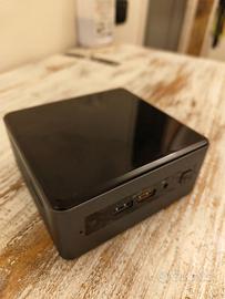 BOXNUC8i3BEH2 - 12Gb - 240Gb