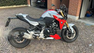 moto BMW F900R