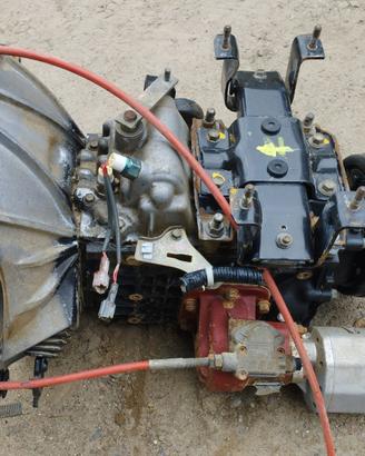 Cambio Isuzu NPR 3.0 TD anno 2002 MXA-5R