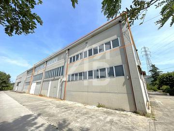Immobile di 935 m² con 4 locali a San Dorligo dell