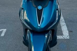 Beverly 300  ultimo modello. 