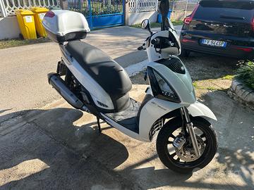 Kymco people 300 GTI