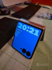 Motorola Razr 60 Ultra 512GB Finitura Legno
