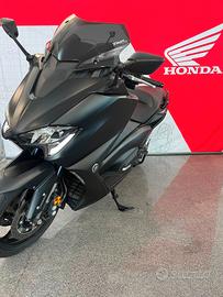 Yamaha TMAX 560